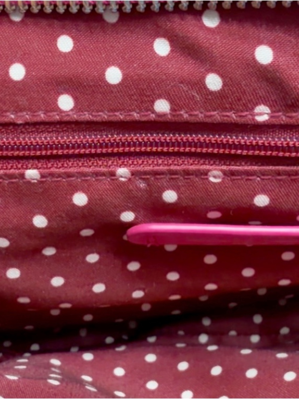 Draper James Quilted Crossbody Bag in Bright Pink - Picture 4 of 4